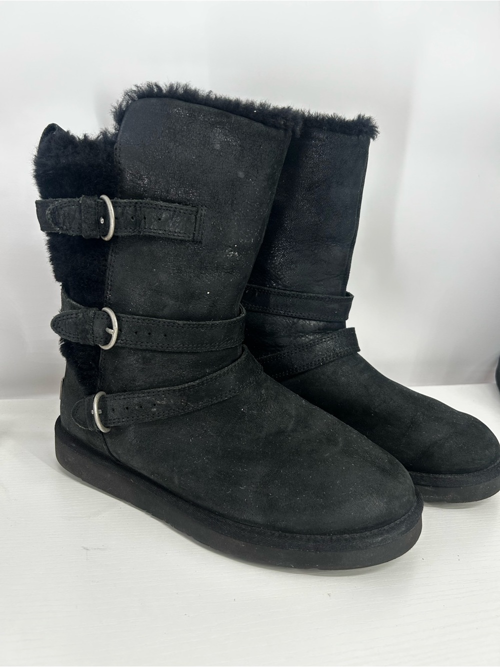 UGG Women's Becket Black Leather Boots 1005380 Moto Size 9
